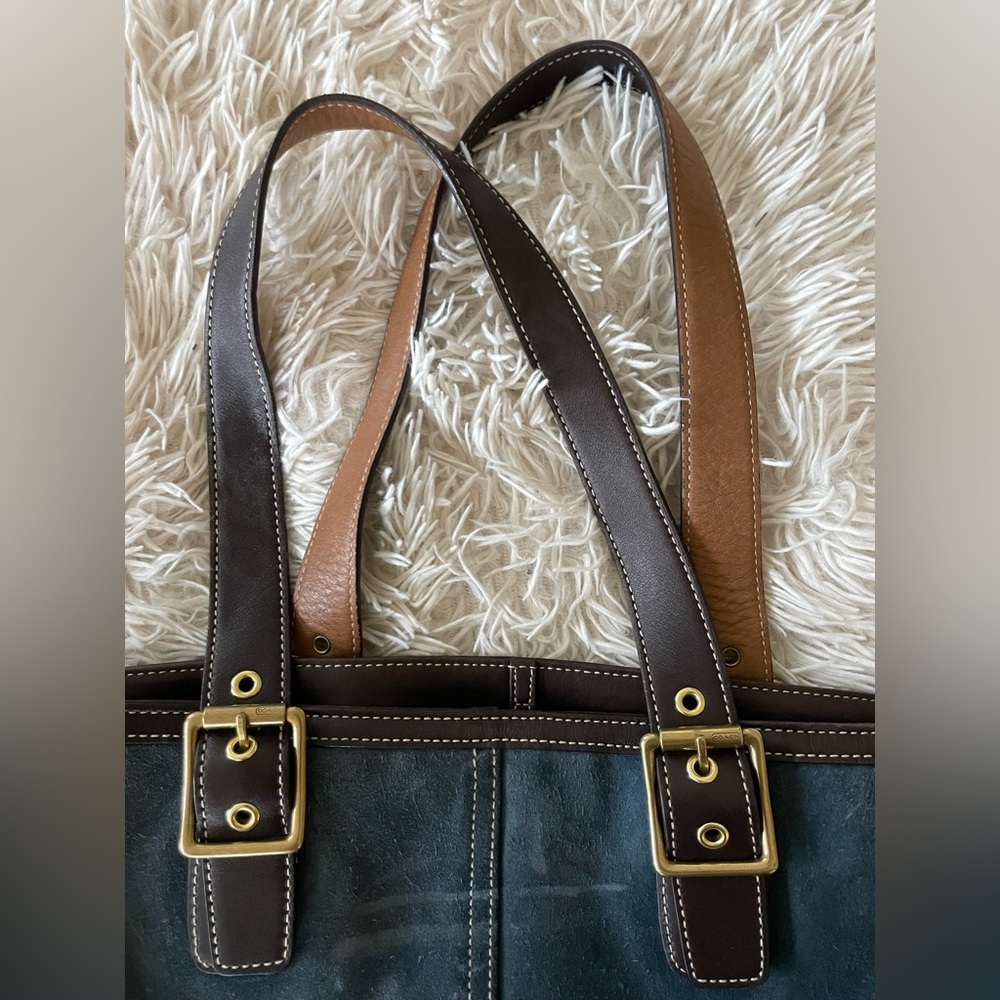 Rare!!Gently preloved Large Vintage Suede Navy Blue Coach Tote/Purse/Shoulderbag - Picture 6 of 8